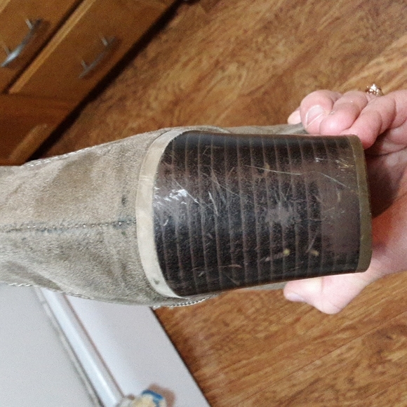 Faux leather ankle boots - Picture 6 of 8